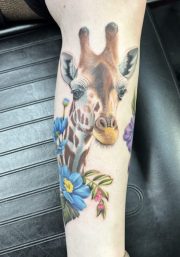 giraffe-color-realism-floral-tattoo-colorado-springs.jpg-scaled