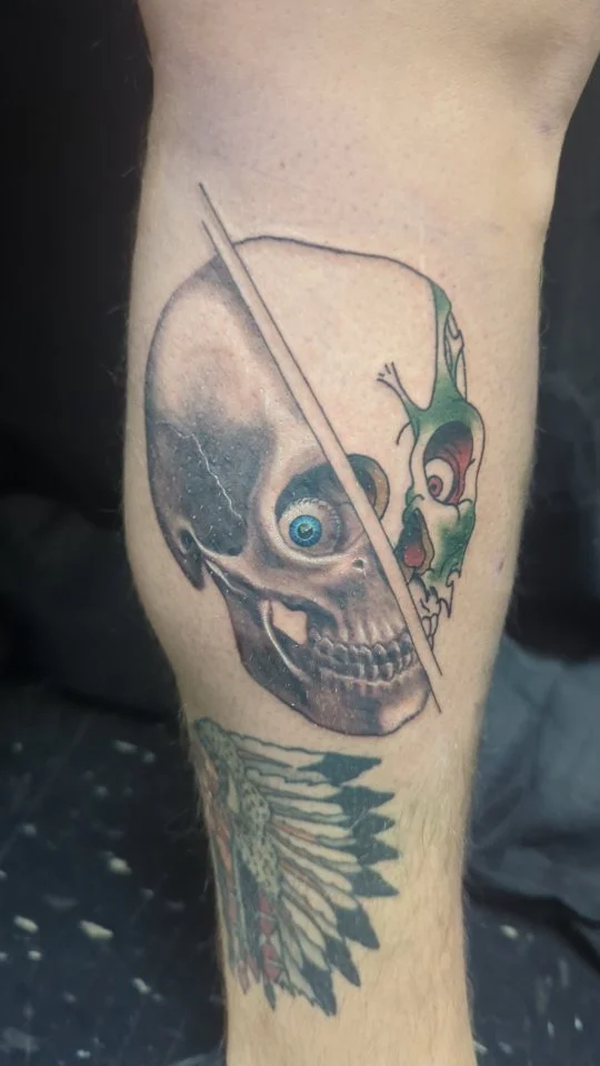 Zombie skull!! The other leg to match to Daniel's rose. This one was totally his idea. Love how it turned out!

I have an unexpected opening today until 6. Come on by!

#tattoo #tradtattoos #traditionaltattoo #coloradotattooers #coloradotattooshop #coloradotattooshop #realismtattoo #blackandgreytattoo