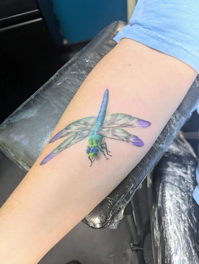 Sam has an unexpected opening today! Feeling spontaneous? Come on down and get a tattoo! Dragonfly below is some of her recent work.